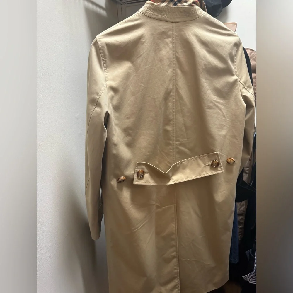 Burberry Women’s Farringdon Car Coat In Honey - Picture 4 of 11